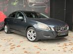 Volvo S60 1.6 D2 Drive, Auto's, Volvo, Euro 5, Stof, Zwart, 4 cilinders