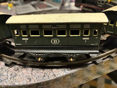 Oude speelgoedtrein, locomotief, NMBS wagons + rails, Antiek en Kunst, Antiek | Speelgoed, Ophalen