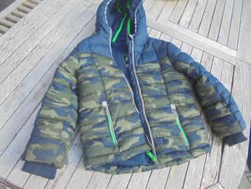 winterjas camouflage/blauw maat 122 beschikbaar voor biedingen