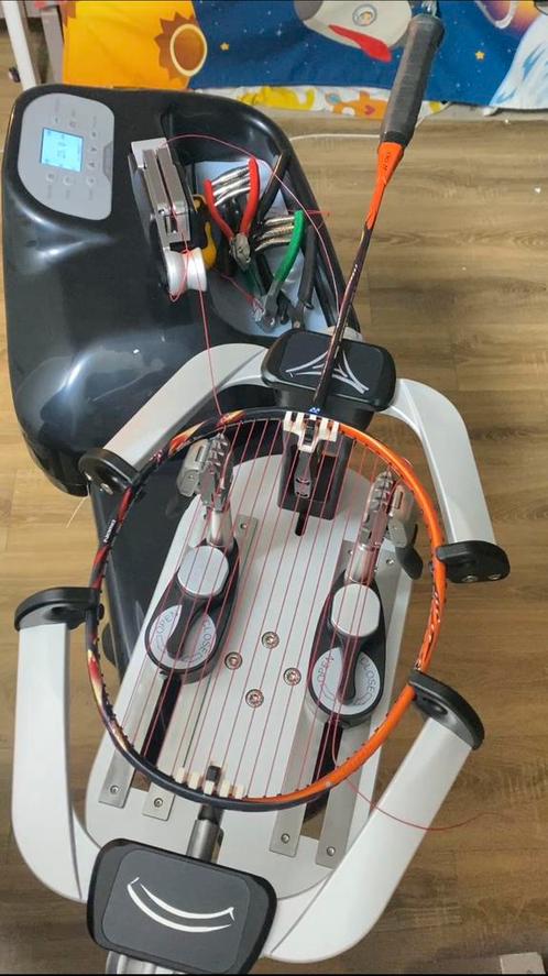 Badminton racket bespannen., Sport en Fitness, Badminton, Nieuw, Racket(s), Ophalen