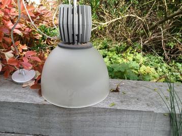 Loft lamp beschikbaar voor biedingen