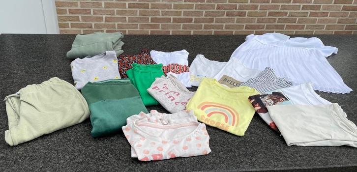 27 st. Meisjeskleding maat 134 - 140, Kinderen en Baby's, Kinderkleding | Kinder-kledingpakketten, Zo goed als nieuw, Maat 134