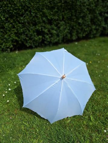 Parapluie blanc pour mariage ou cérémonies 