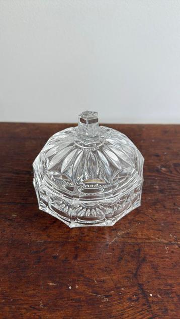 Vintage kristallen glazen chocoladedoos met deksel, jaren 50 beschikbaar voor biedingen