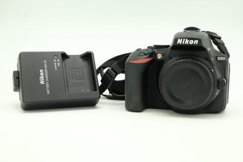 Nikon D5600 DSLR F-mount DX APS-C, Audio, Tv en Foto, Fotocamera's Digitaal, Zo goed als nieuw, Spiegelreflex, Nikon, Geen optische zoom