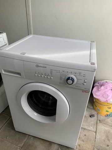 Bauknecht, 6 à 8 kg, Enlèvement, Comme neuf, Moins de 85 cm