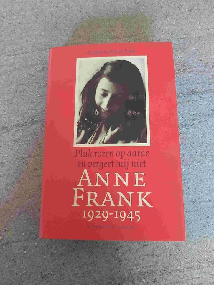Anne Frank Nederland Jood Razzia Concentratiekamp 1945, Boeken, Literatuur, Zo goed als nieuw, Nederland, Verzenden