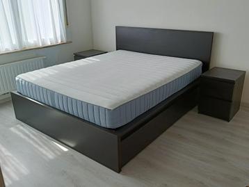 Bed incl ladekasten en matras