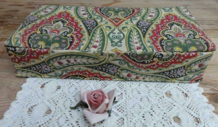 Franse brocante stoffen doos, Antiquités & Art, Curiosités & Brocante, Enlèvement ou Envoi