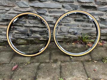 Roues cyclo-cross boyeau Duke cross runner duke beschikbaar voor biedingen