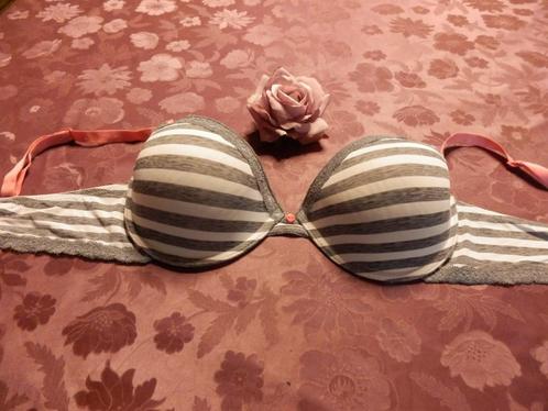 (67)- soutien gorge femme t.100c gris rose -, Vêtements | Femmes, Sous-vêtements & Lingerie, Soutien-gorge, Gris, Enlèvement ou Envoi