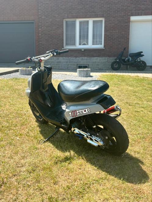 MBK booster B klasse, Fietsen en Brommers, Scooters | Yamaha, Zo goed als nieuw, Overige modellen, Klasse B (45 km/u), Tweetakt