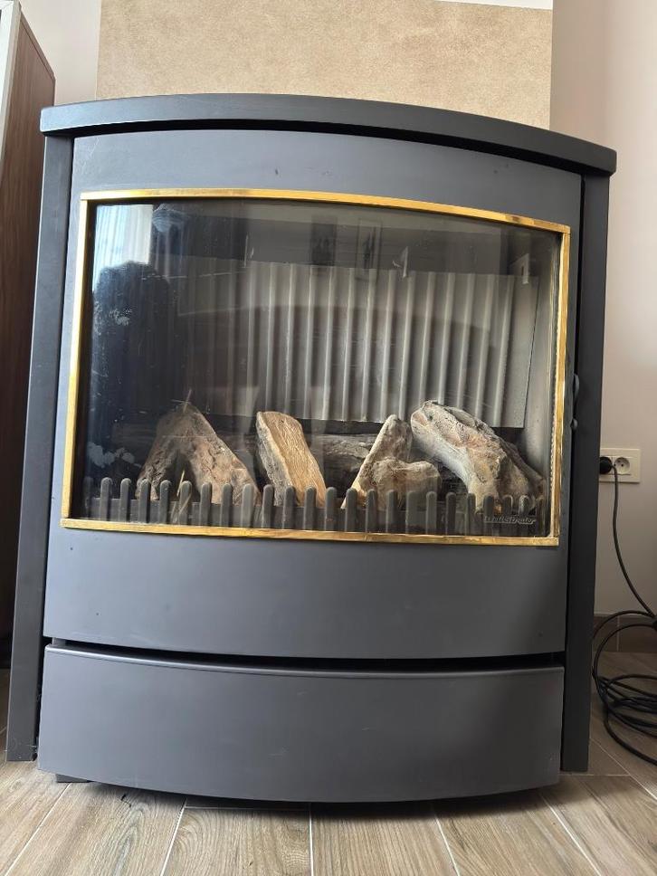 Antraciet Well Straler Aardgas Kachel Hoog Rendement, Doe-het-zelf en Bouw, Verwarming en Radiatoren, Gebruikt, Kachel, 800 watt of meer