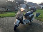 Vespa gts 125, Fietsen en Brommers, Ophalen of Verzenden, Zo goed als nieuw