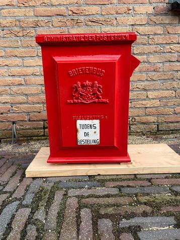 Goetijzeren brievenbus 1910 beschikbaar voor biedingen