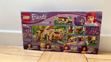 De Lego Friends Heartlake Paardenstal beschikbaar voor biedingen