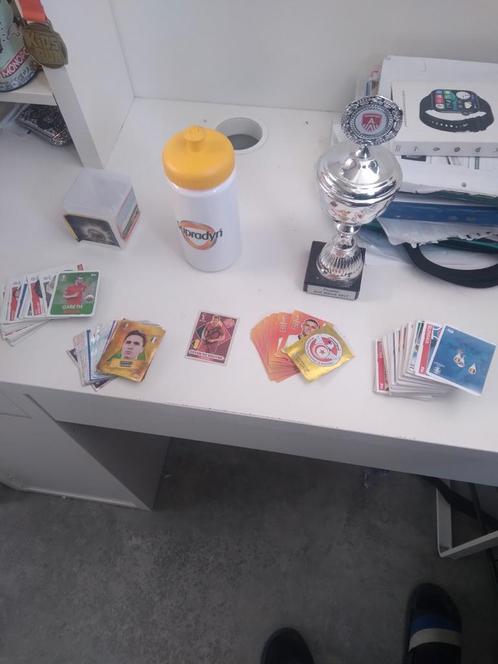 431 Panini karten , troffe en met Kevin de bruyne legend, Hobby en Vrije tijd, Stickers en Plaatjes, Ophalen