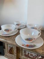 Tasses à thé Arcopal 4 Volubilus Lisseron, Antiek en Kunst, Antiek | Servies compleet, Ophalen of Verzenden