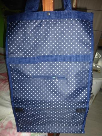 NIEUWE geïsoleerde tas!!! OP WIELEN 8€ beschikbaar voor biedingen