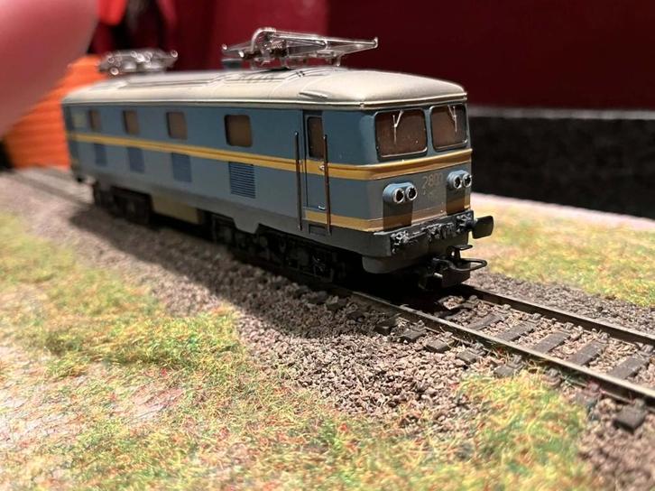 Locomotive SNCB NMBS 2803 - Base Roco HO DC, Hobby & Loisirs créatifs, Trains miniatures | HO, Comme neuf, Locomotive, Roco, Enlèvement ou Envoi