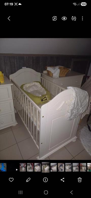 Complete babykamer  beschikbaar voor biedingen