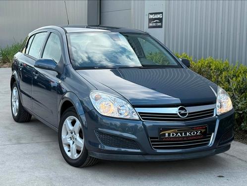 Opel astra 1.3Cdti•1Ste eigenaar•airco•trekhaak•goede staat, Auto's, Opel, Bedrijf, Te koop, Astra, ABS, Adaptieve lichten, Adaptive Cruise Control