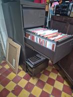 Dossierkast, Ophalen