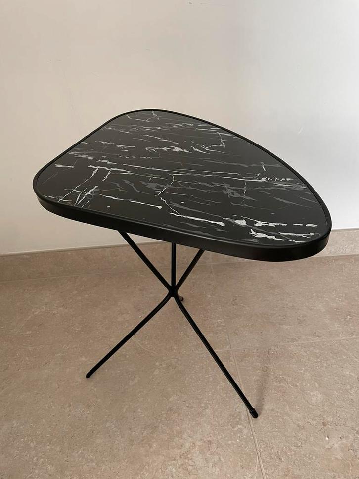 Erdal Bijzettafel Expo ’58 stijl – België jaren ’50, Antiek en Kunst, Antiek | Meubels | Tafels, Ophalen