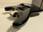 Body met tremolo van SQUIER Stratocaster In prima staat, Muziek en Instrumenten, Instrumenten | Onderdelen, Ophalen of Verzenden