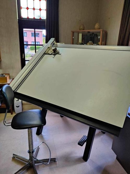 Professionele tekentafel kuhlmann, Doe-het-zelf en Bouw, Tekentafels, Ophalen