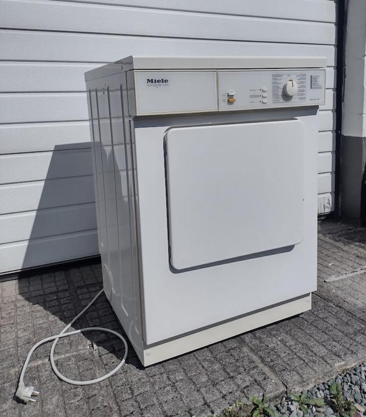 Droogkast Miele met luchtafvoerbuis, Elektronische apparatuur, Droogkasten, Gebruikt, Luchtafvoer, Voorlader, 4 tot 6 kg, Minder dan 85 cm