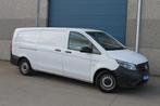 Mercedes vito 116 2022 Laadruimte ingericht/camera/trekhaak, Auto's, Bestelwagens en Lichte vracht, 4 cilinders, 2000 kg, Wit