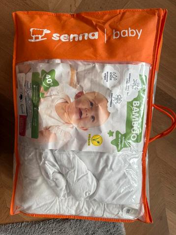 Baby katoen/bamboe kussen en deken (+4 beddengoed) beschikbaar voor biedingen