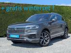 Volkswagen Touareg V6 eHybrid - open dak - trekhaak, Autos, Volkswagen, Cuir, Argent ou Gris, Achat, Euro 6