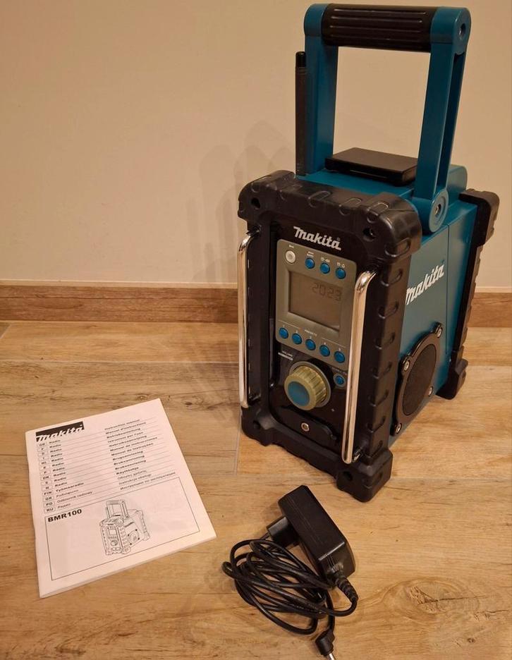 Makita BMR100 bouwradio, Doe-het-zelf en Bouw, Gereedschap | Overige machines, Gebruikt, Ophalen of Verzenden