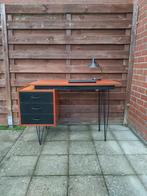 Vintage bureau van Cees Braakman, Ophalen, Zo goed als nieuw, Bureau