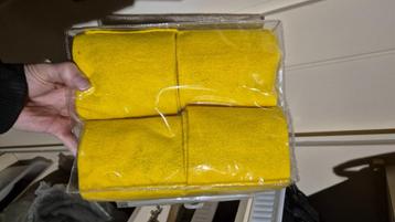 Bandages geel zgan beschikbaar voor biedingen