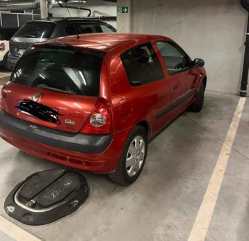 Renault clio essence 2004, Autos, Rouge, Achat, Boîte manuelle, 5 places