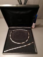 Zilveren halsketting en armband.Gekocht Bij juwelier., Handtassen en Accessoires, Ophalen, Zo goed als nieuw, Zilver, Zilver