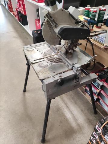 Zaagtafel ELU TGS173 beschikbaar voor biedingen