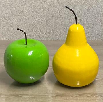 Grote woondecoratie met appel en peer, prijs: 30 € beschikbaar voor biedingen