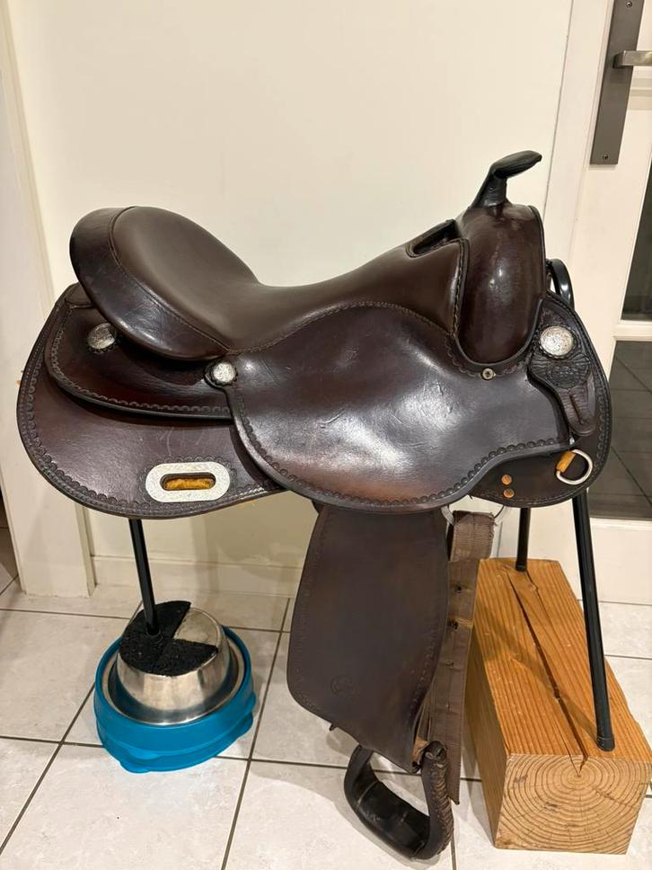 Westernzadel White Star Saddlery te koop, Animaux & Accessoires, Chevaux & Poneys | Selles, Utilisé, Western, Enlèvement