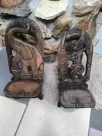 Afrikaanse stoelen, Enlèvement