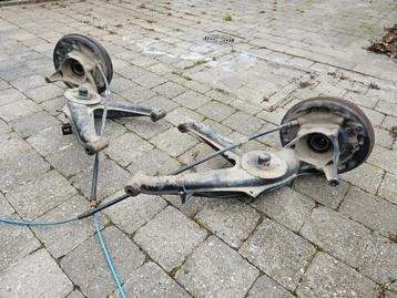 Draagarmen subframe BMW E30 beschikbaar voor biedingen