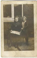 foto moeder met kind  postkaarten- album België nr 462, Collections, Cartes postales | Belgique, Flandre Occidentale, Non affranchie