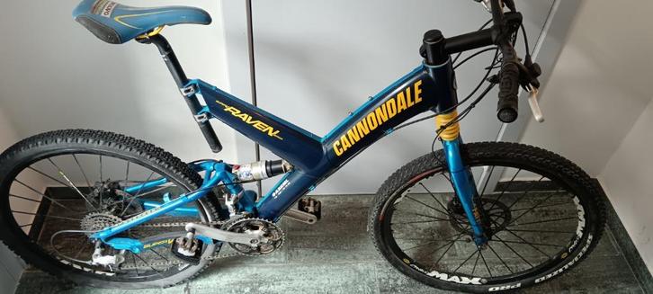 Cannondale Super V Raven 700, Fietsen en Brommers, Fietsen | Mountainbikes en ATB, Zo goed als nieuw, Heren, Overige merken, 49 tot 53 cm