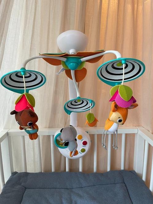 Muziekmobiel Tiny Love, Enfants & Bébés, Jouets | Jouets de bébé, Utilisé, Mobile, Avec lumière, Sonore, Enlèvement