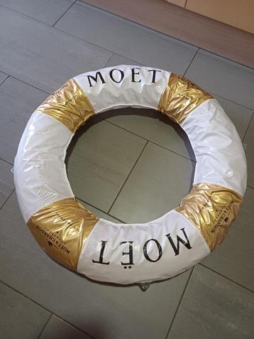 champagne moet & chandon boei ice imperial en strandtas beschikbaar voor biedingen