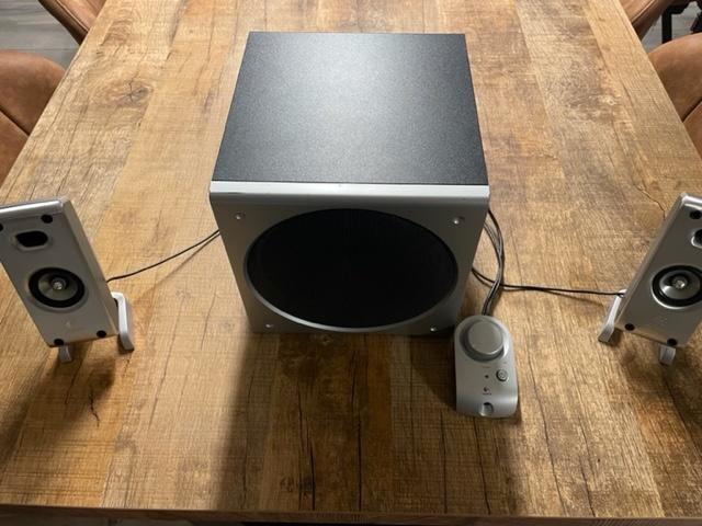 Luidsprekers (actief) Logitech Z3, Computers en Software, Pc speakers, Gebruikt, Audiokanaal 2.1, Ophalen