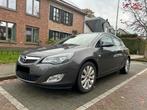 Opel Astra Cosmo 5drs navi leder pdc 1ste eigenaar, Auto's, Voorwielaandrijving, Euro 5, Zwart, 1686 cc